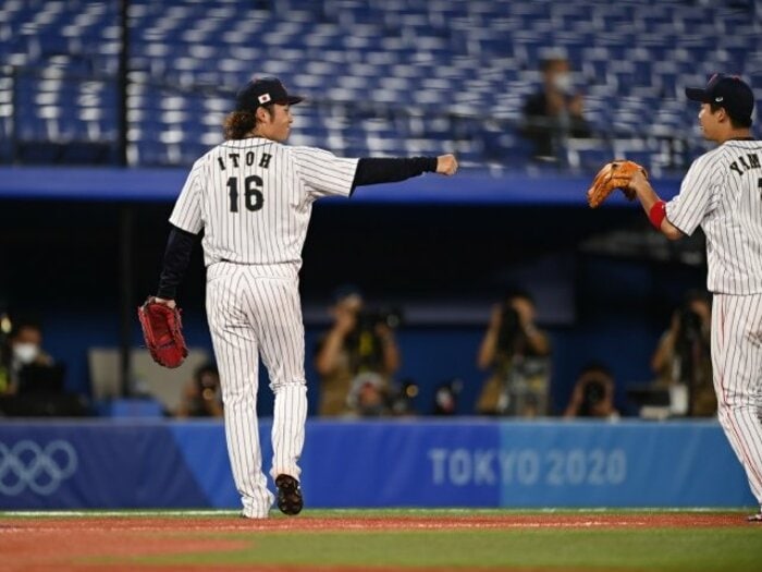 ＜侍ジャパン＞ルーキー伊藤＆栗林が躍動！ 韓国戦“勝利の流れ”を作ったリリーフ陣…オールプロ“3度目の挑戦”で悲願の金メダルへ＜Number Web＞ photograph by Naoya Sanuki/JMPA