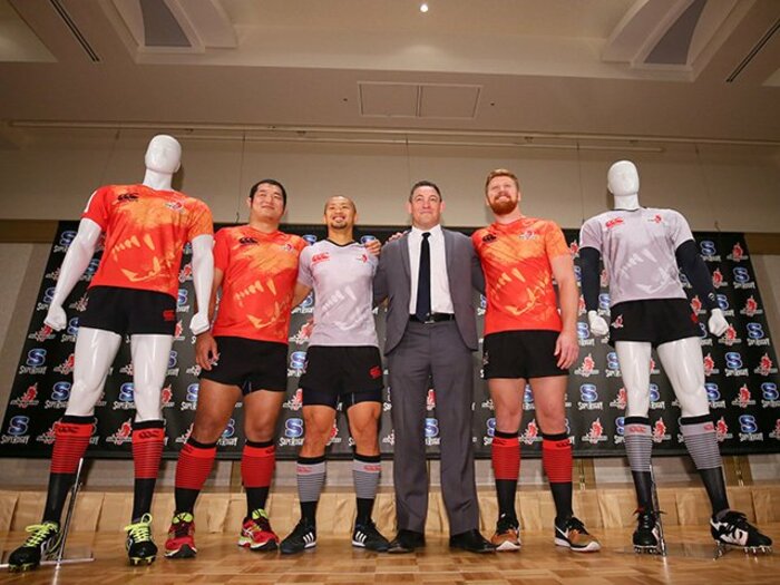 世界と戦う日本ラグビー、サンウルブズ。新ヘッドコーチとチーム陣容を検証。＜Number Web＞ photograph by Yohei Osada/AFLO SPORT