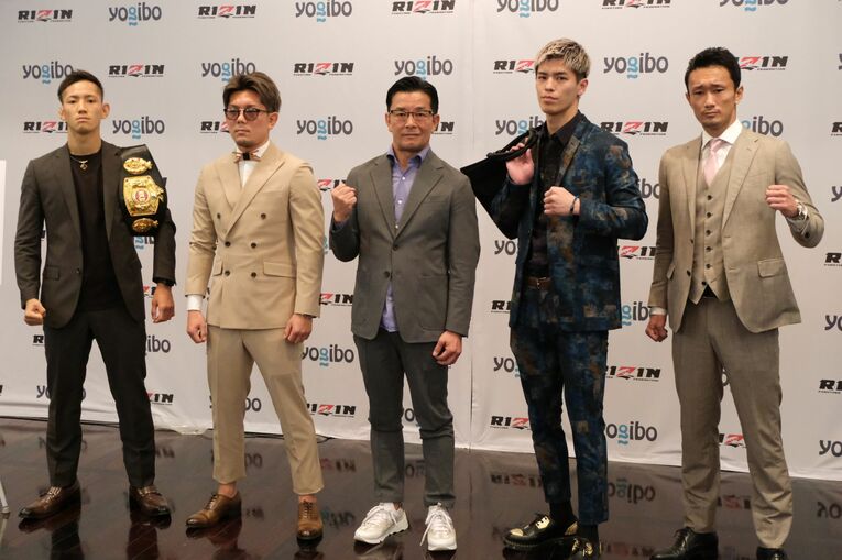 （左から）高橋亮、皇治、榊原信行CEO、白鳥大珠、梅野源治　©Norihiro Hashimoto