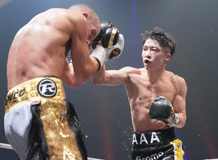 2022年12月、ポール・バトラーとのバンタム級4団体統一戦。リングサイドには井上尚弥の強烈な打撃音が響いていた　©Naoki Fukuda