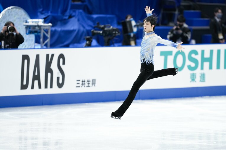 2021-2022シーズンのショートプラグラム『序奏とロンド・カプリチオーソ』　©Asami Enomoto