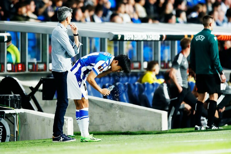 “クボコールに応えるヘディングアシスト”だけでない久保建英の強み 「自信に満ちる右サイドでの落ち着き」をELで撮った(51)