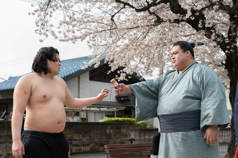 猿桜と静内／Netflixシリーズ「サンクチュアリ -聖域-」独占配信中