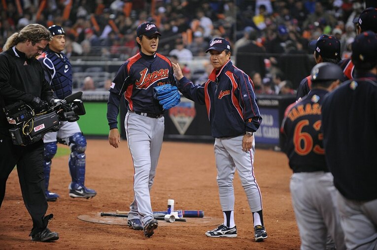 岩隈久志、山田久志コーチ　©︎Naoya Sanuki