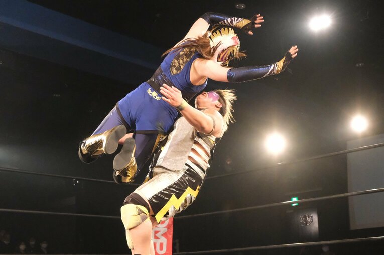 タイガー・クイーンの年内最終戦（vsライディーン鋼）