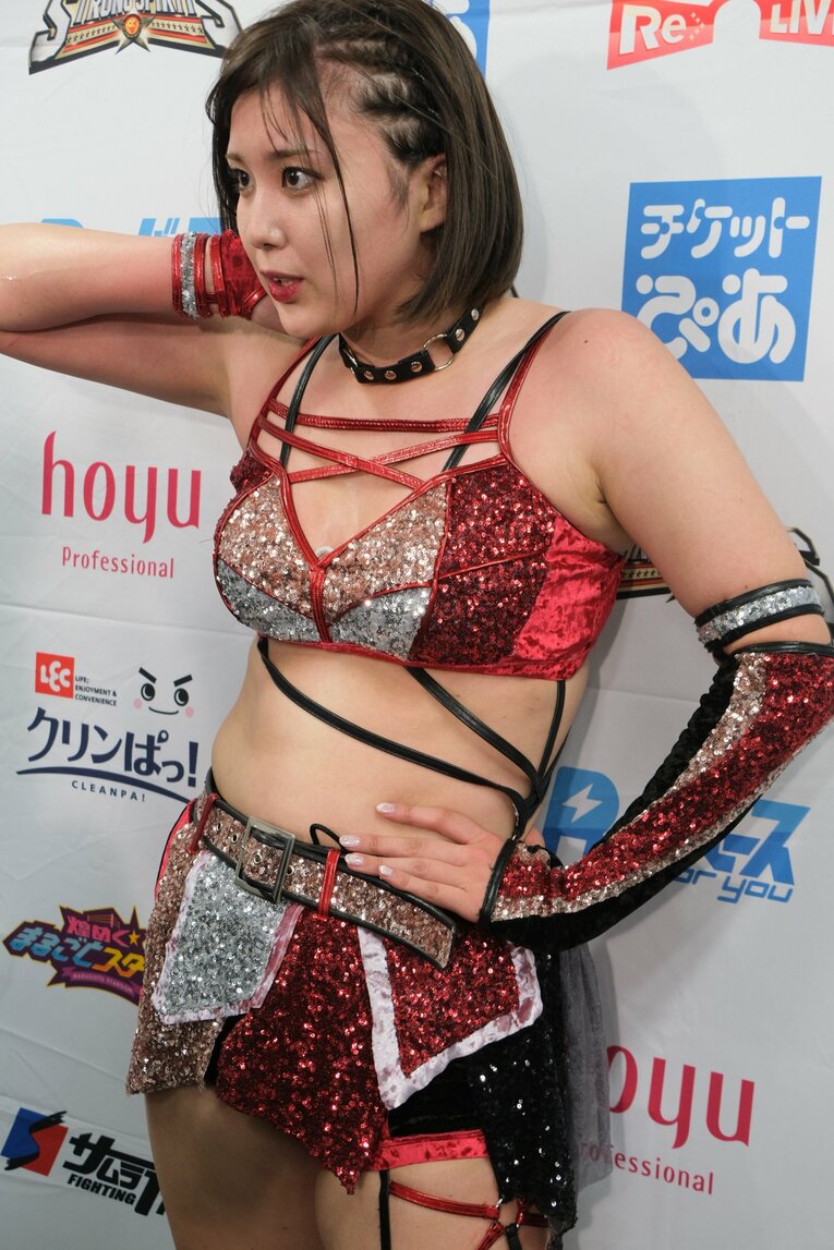 “元アイドルのパワーファイター”ひめか覚醒の日…父の死を乗り越え、スターダムリーグ戦で林下詩美にも勝利「もうクヨクヨしてられない」(85)