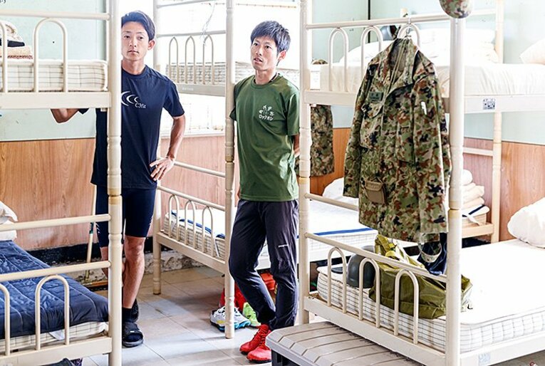 陸上自衛隊・滝ヶ原駐屯地の陸上部 ／ photograph by Kiichi Matsumoto