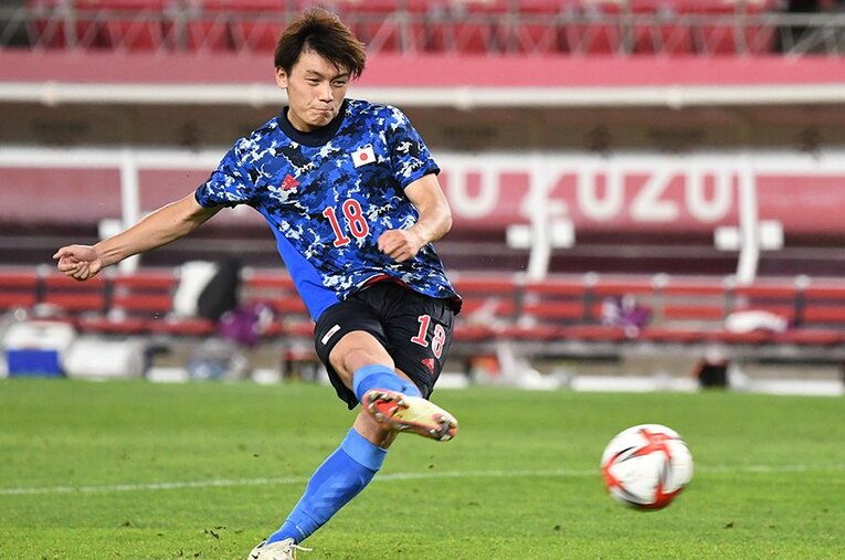 NZ戦では自ら挙手し、1人目のPKキッカーを務め上げた上田綺世。準決勝以降はぜひ流れの中からの一撃が見たい ／ photograph by JIJI PRESS