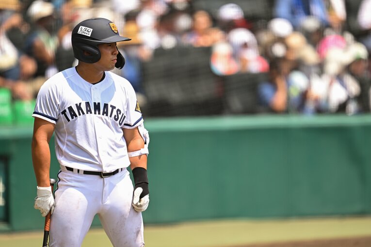 高松商・浅野翔吾中堅手。170cm86kgと小柄ながら、世代ナンバーワン・スラッガーと評価される　©Nanae Suzuki