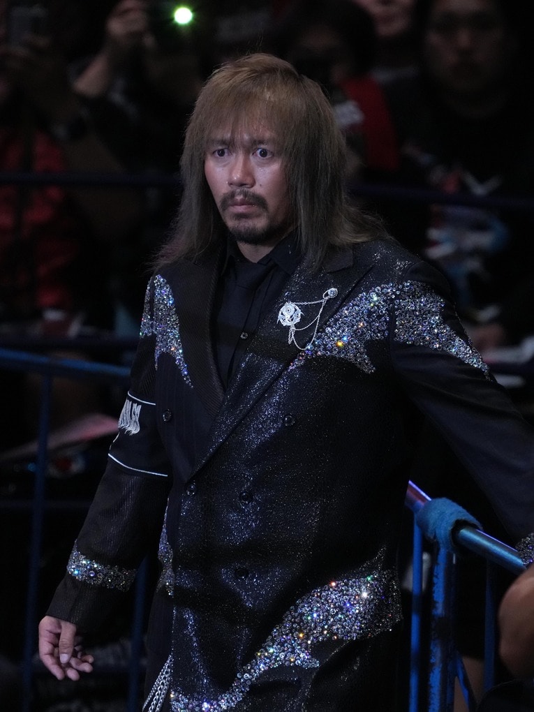 新日本ラストマッチに入場する内藤哲也　©Essei Hara