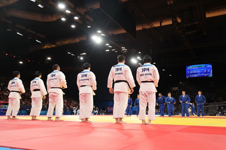 混合団体戦、準決勝でドイツを4-0で退けた日本　©Tetsuya Higashikawa/JMPA