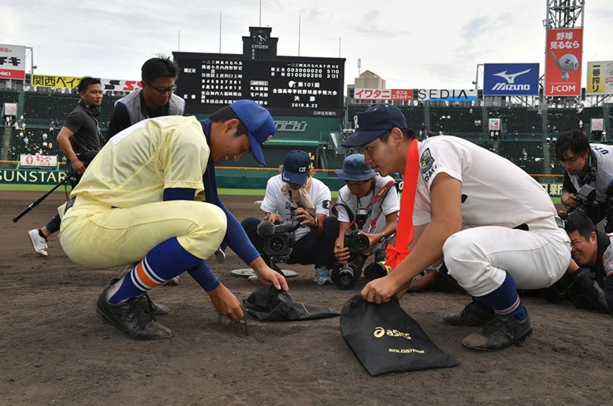 阪神の遠征日程を考えると可能だ 秋の甲子園 高野連は検討を 高校野球 Number Web ナンバー