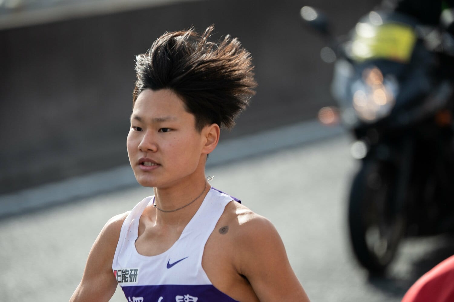 石津を追いかける山野　 ©Nanae Suzuki