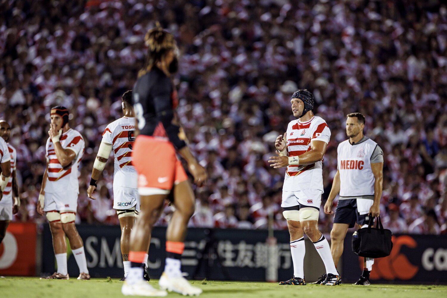 12-35で敗れた、8月5日のフィジー戦。前半早々にラブスカフニが退場になり苦しい試合になった ©Kiichi Matsumoto