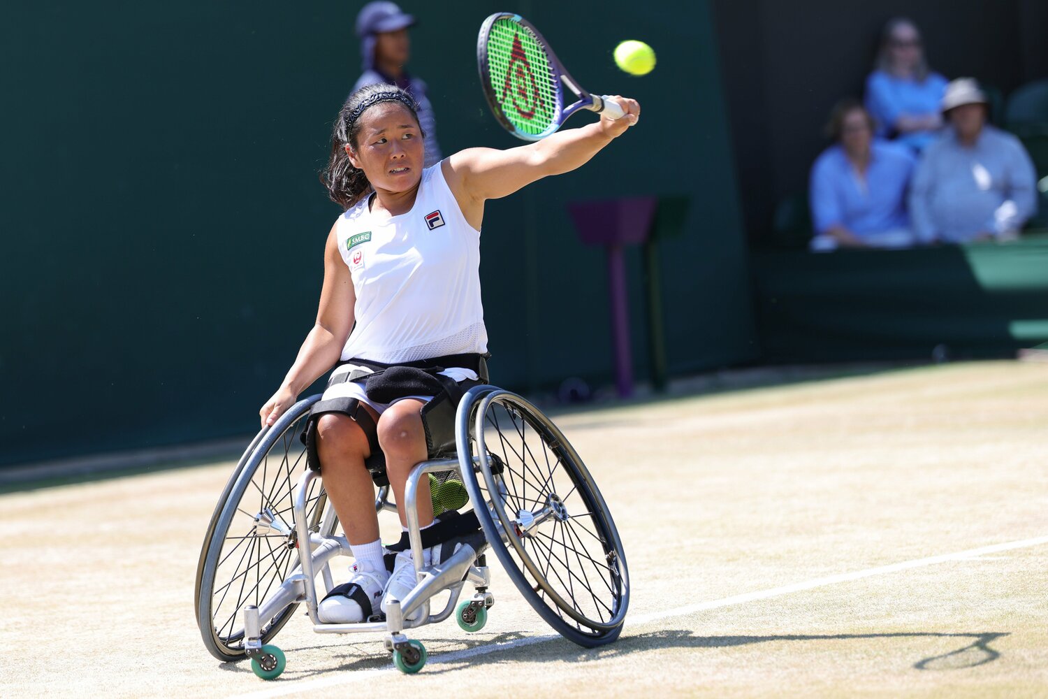 2026年7月11日、ウインブルドン女子シングルス決勝で宿敵デフロートを下し、生涯グランドスラムを達成した　©AFLO