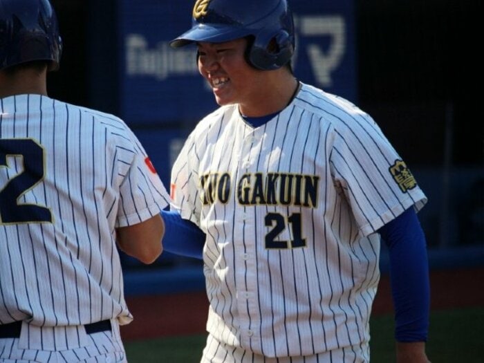 父が輝いた、あの神宮で…元ヤクルト度会博文の長男・基輝が13年ぶりに戻る“大舞台”「お父さんに似て思いきりが良い」＜Number Web＞ photograph by Yu Takagi