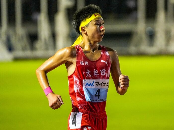 「みんなと違う道は選んだけれど…」高校駅伝で話題の“集団転校”問題…福岡・大牟田高“残された一人”が挑んだ「たった一人のインターハイ」＜Number Web＞ photograph by Satoshi Wada