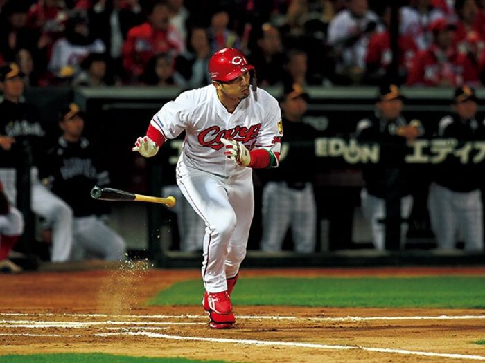 ＜カープ4番の終戦＞鈴木誠也「完敗をステップボードに」＜Number Web＞ photograph by Hideki Sugiyama