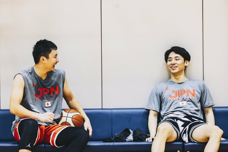 富永啓生と河村勇輝（2023年撮影）　©︎Kiichi Matsumoto