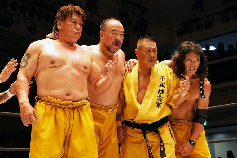 2019年8月、プロレスリング・マスターズのリングで平成維震軍の面々と