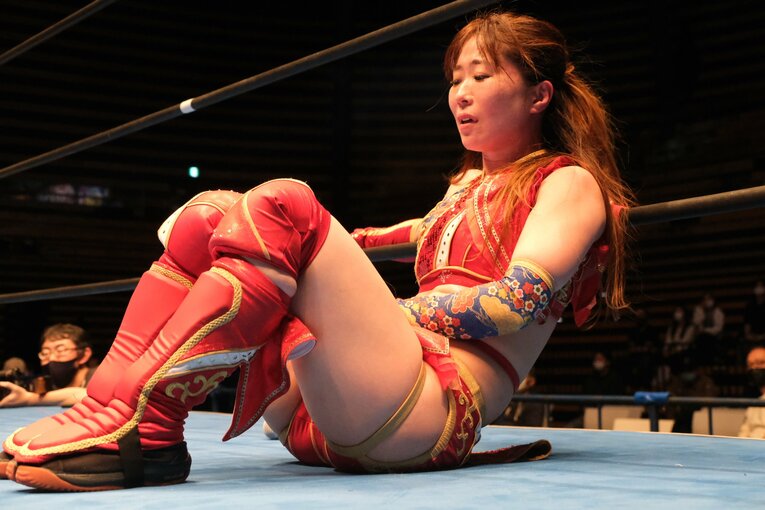 「覚悟が決まりました」春輝つくしが“メチャクチャにやり散らかし”てアイスリボンのトップに　8度目挑戦でベルトを巻けた理由とは？(45)