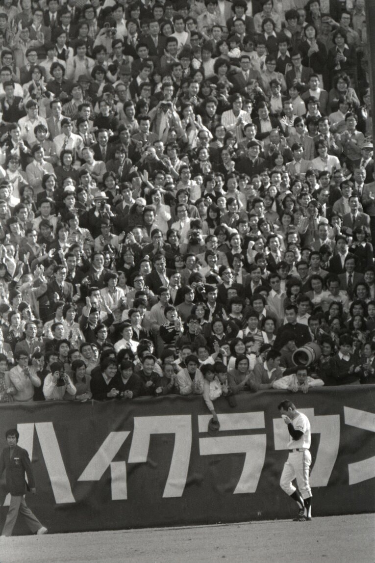 1974年10月14日、長嶋茂雄の引退試合　©BUNGEISHUNJU