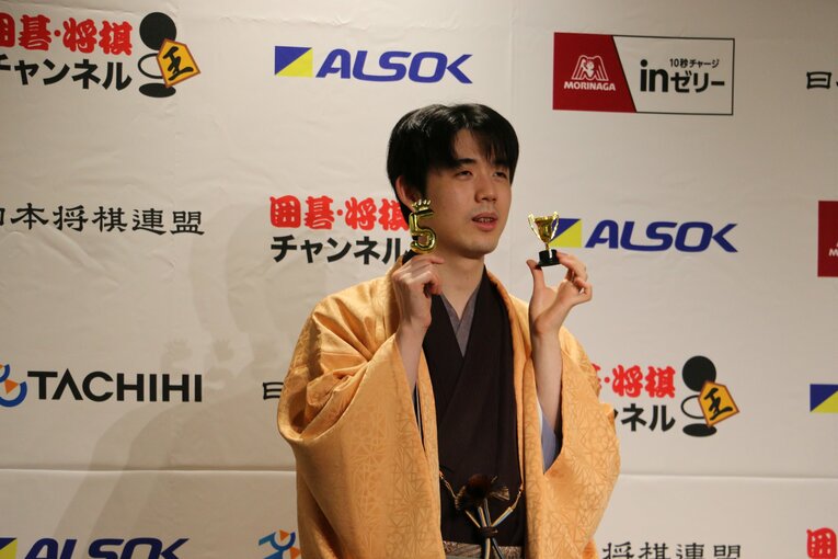 王将戦第7局の様子（写真は右に続きます）　©Shintaro Okawa