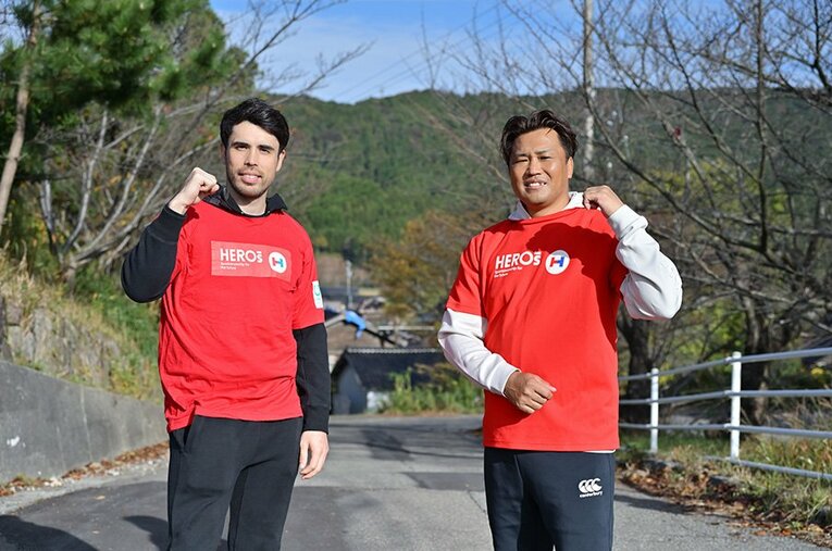 土井レミイ杏利さん（左）と大西将太郎さん（右） ／ photograph by Hideki Sugiyama