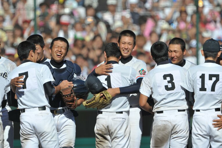 勝ったはずの中京大中京・堂林の目には安堵の涙が浮かんでいた　©︎BUNGEISHUNJU
