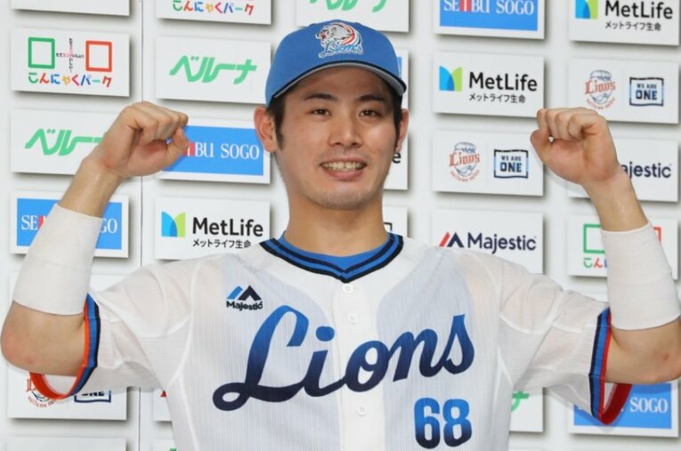 明徳義塾の元エースで現西武の岸潤一郎は、大学2年時にトミー・ジョン手術を受け、現在は野手として第二の野球人生を歩んでいる ／ photograph by JIJI PRESS