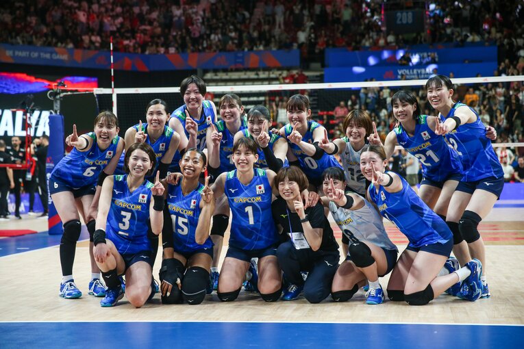 バレーボール女子日本代表（VNLトルコ戦）　©Volleyball World