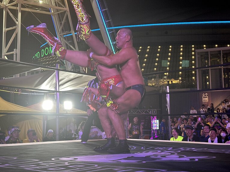 「1600万円の赤字」からウナギ・サヤカが再出発…まさかのドーム屋外興行で見えた“らしさ”「（これまでは）ちょっと無理してた」「見たか朝倉未来！」(48)