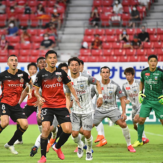 名古屋vs.川崎の濃密な「180分」。ルヴァン杯を含めた駆け引きを推理。