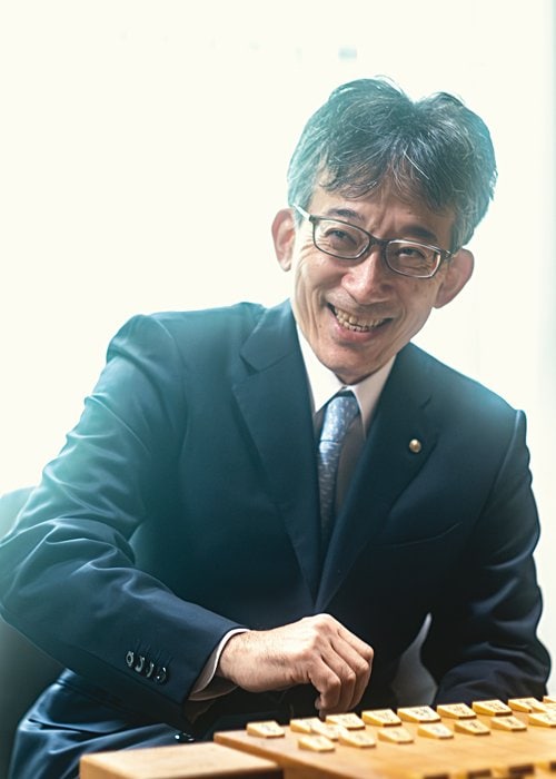 6月に将棋連盟会長を退任した佐藤康光。再び純粋なプレーヤーになった