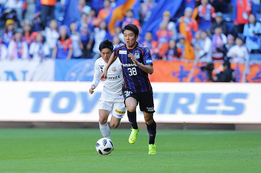 「高3の堂安律と比べて足りない」中村敬斗に響いた宮本監督の言葉。<Number Web> photograph by J.LEAGUE