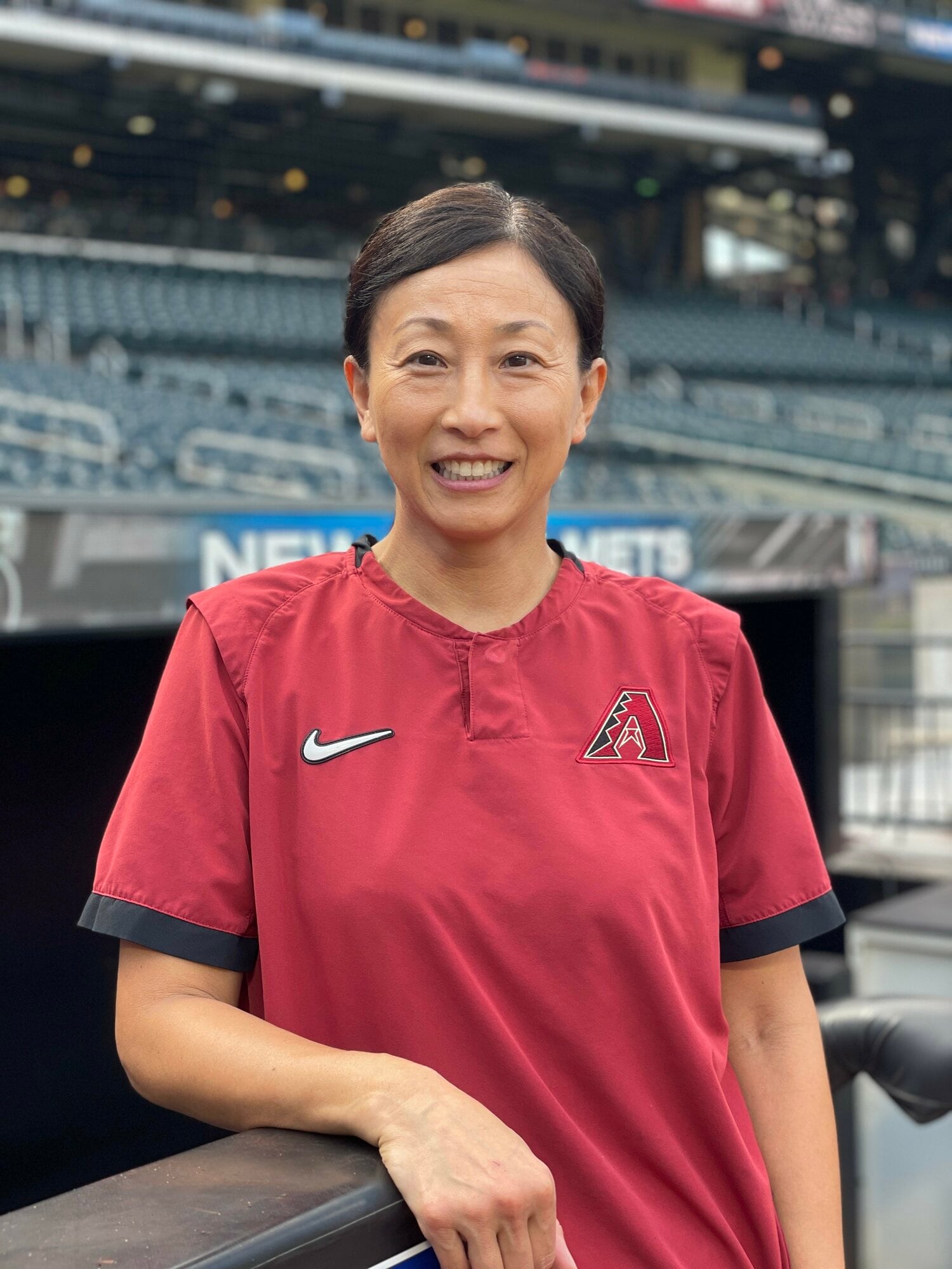 2018年からダイヤモンドバックスのトレーナーを務める谷沢さん　©︎Ayako Oikawa