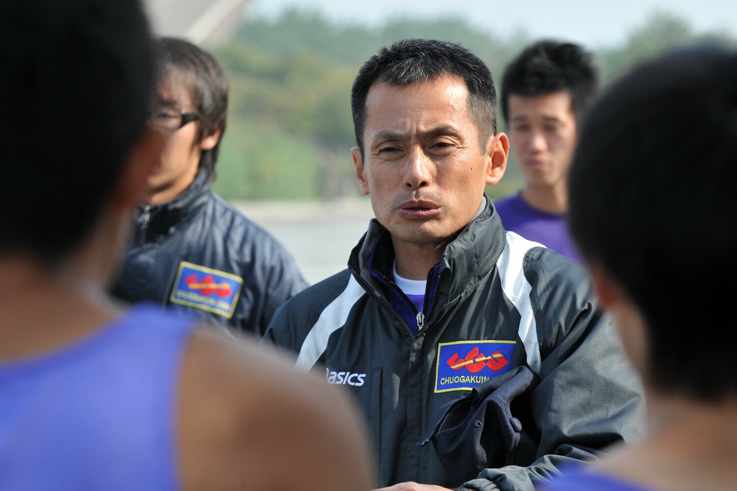 篠藤淳を勧誘した中央学院大の川崎勇二監督 ©Takashi Shimizu