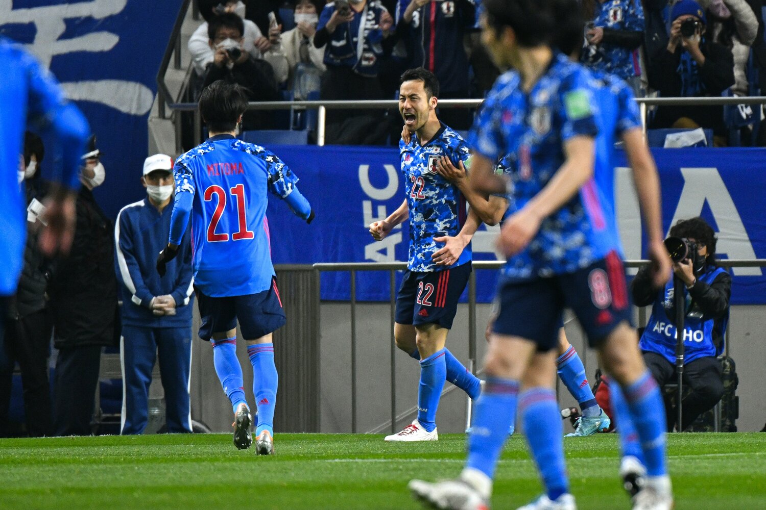 日本の唯一の得点は、自らボールを前線に運んだ吉田麻也によってもたらされた　©Takuya Sugiyama/JMPA