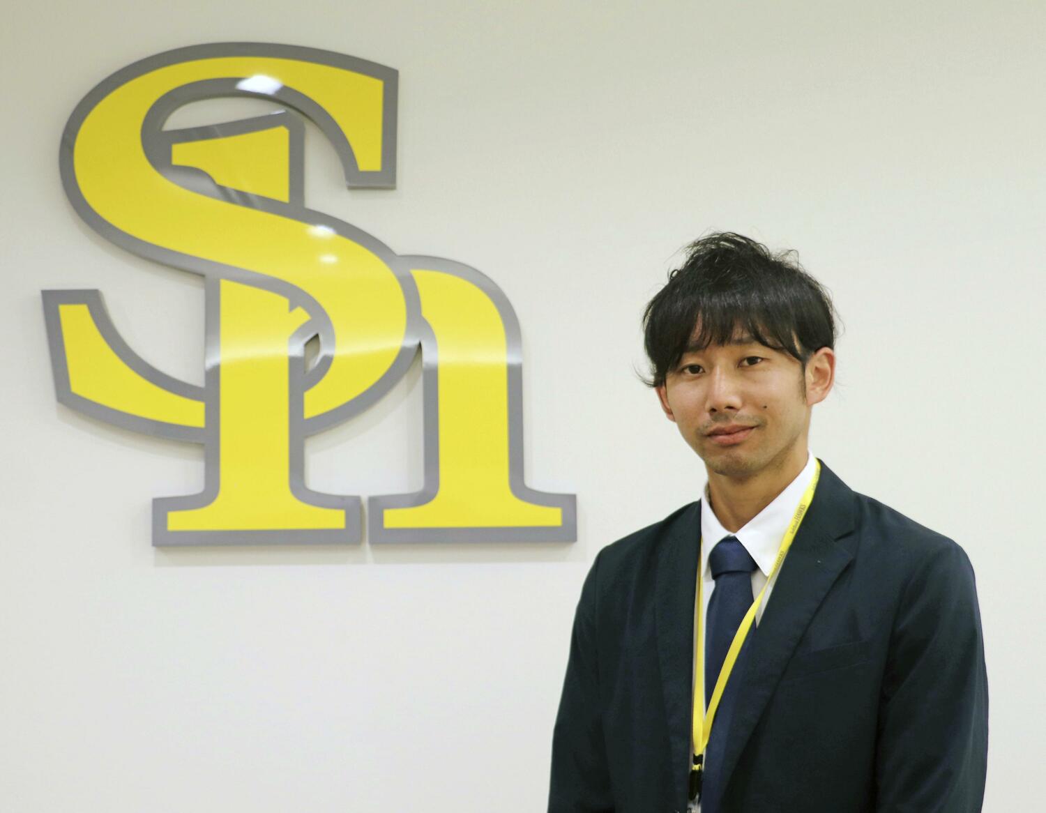 球団職員の伊藤大智郎さん ©KYODO