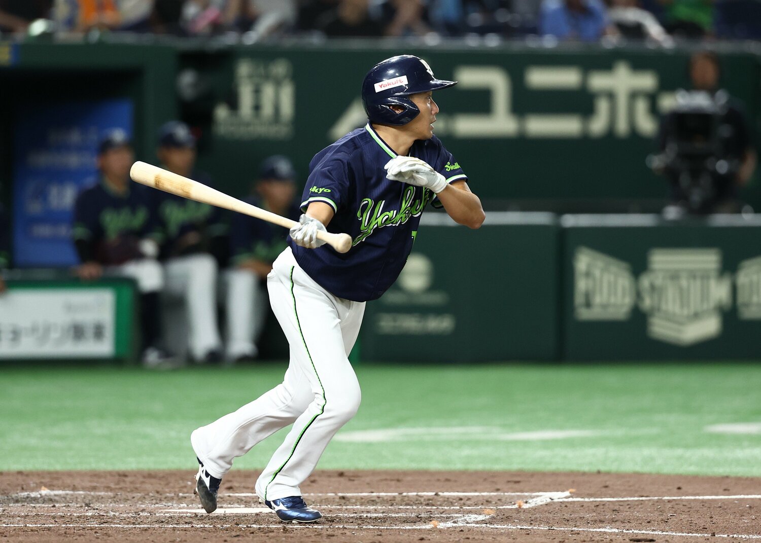 石川は投手で最長となる24シーズン連続安打を放った　©JIJI PRESS