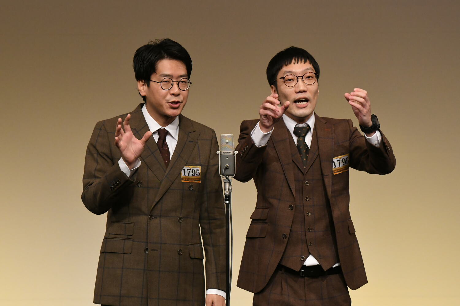 男性ブランコ（2011年結成、吉本興業）　©M-1グランプリ事務局