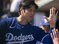 大谷翔平 日本代表 大谷翔平 今日は四球1個+延長10回裏にヒットを放つ活躍を見せ