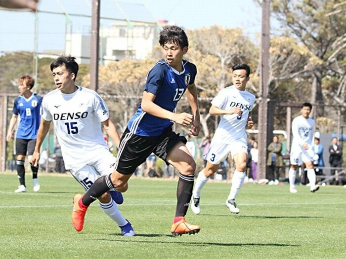 神戸の“教材”を手にU-20W杯へ！郷家友太の解答用紙は埋まる？＜Number Web＞ photograph by Takahito Ando