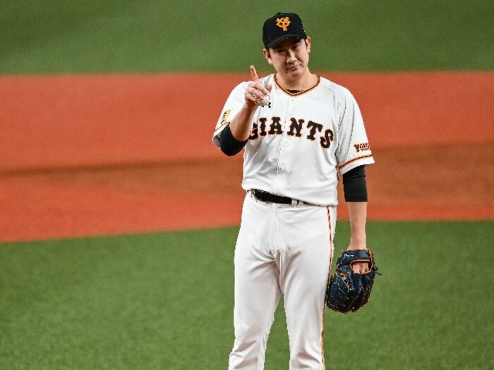 不満があればサインは… 巨人菅野智之（31）らポスティング組が「参考にすべき」2人の先輩とは＜Number Web＞ photograph by Nanae Suzuki