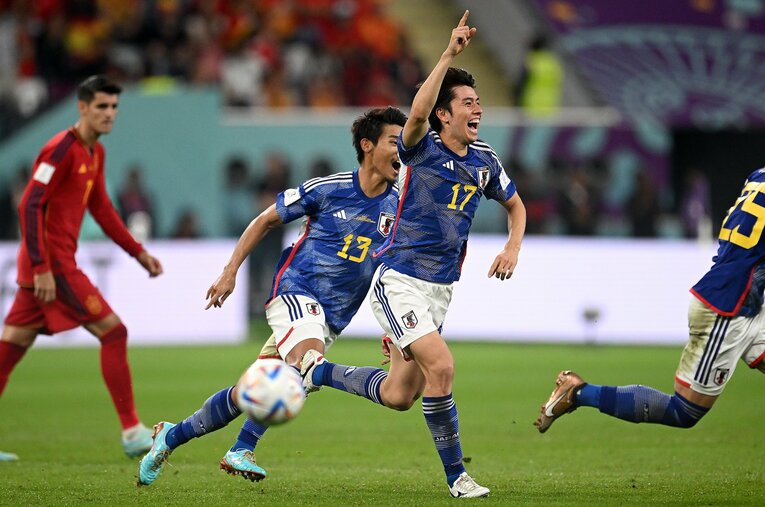 カタールW杯のスペイン戦で“三笘の1ミリ”から値千金のゴールを決めた田中碧 ／ photograph by Kaoru Watanabe / JMPA