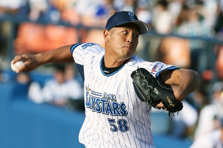 現役時代の大田阿斗里（2014年、当時24歳）。DeNAとオリックスで通算69試合に登板した ／ photograph by JIJI PRESS