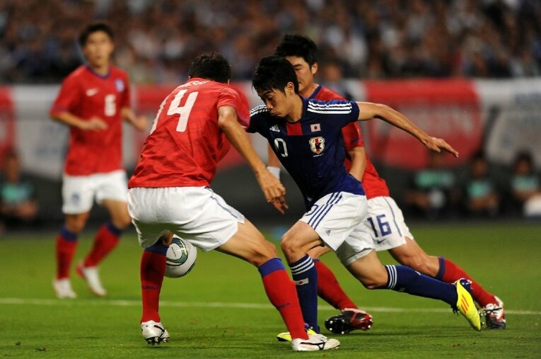 国際親善試合は10年ぶりの開催。当時は香川真司の2ゴールなどで勝利している（2011年） ／ photograph by Google Images