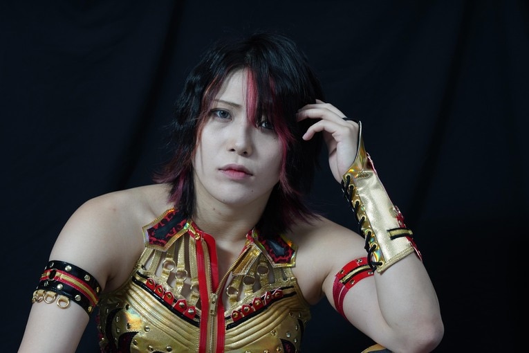 「林下詩美は強い。そのイメージを取り戻したい」王座陥落から1年弱…“カッコいい女”はスターダムの頂に返り咲けるのか《特別グラビア》(27)