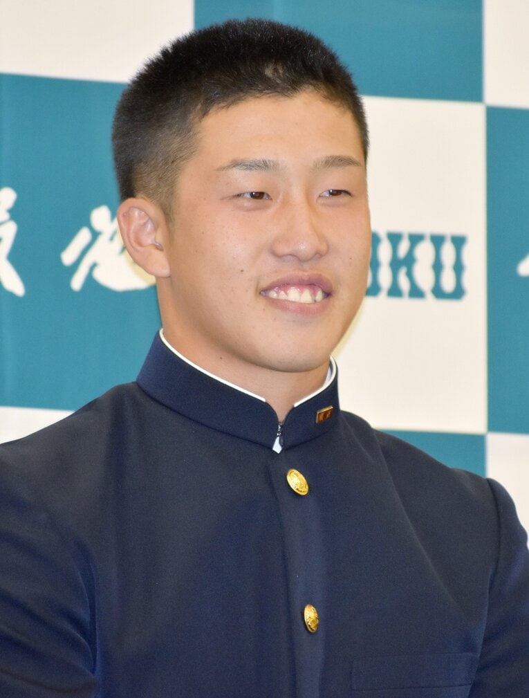 2018年ドラフト1位・小園海斗24歳（プロ7年目）。日本を代表する選手になりつつある　©JIJI PRESS