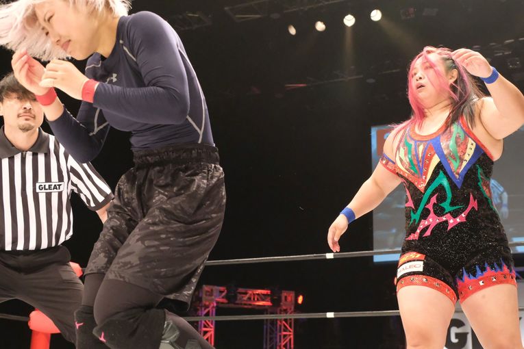 「手も足も出なくて...」新団体GLEATで“女優レスラー”福田茉耶が味わった“恐怖の4分50秒”…それでも「光栄です」と語ったワケ(5)